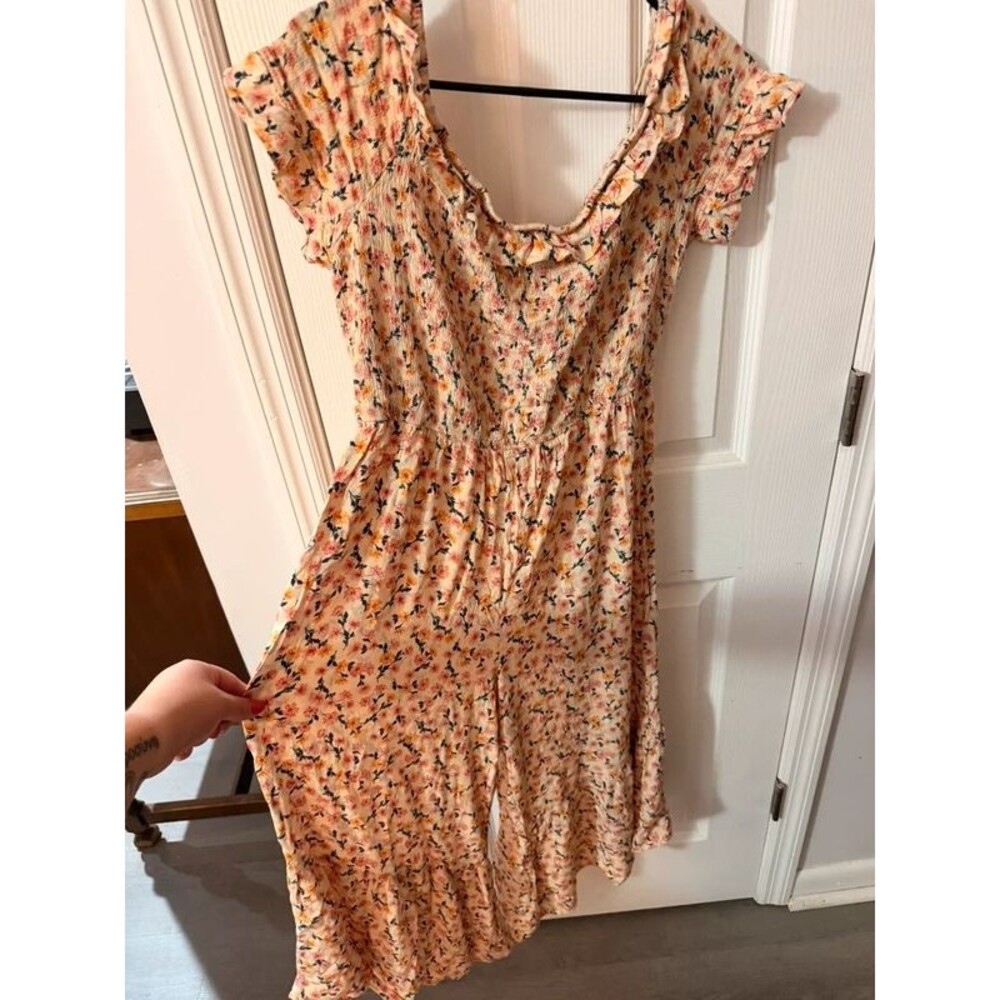 Romper - Picture 2 of 2